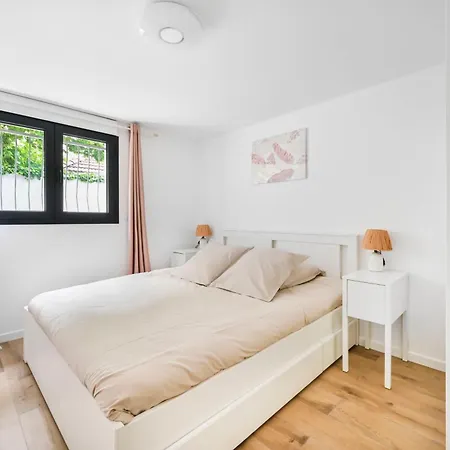 Apartment Le Jardin - 3 Piece - Parking - & Paris