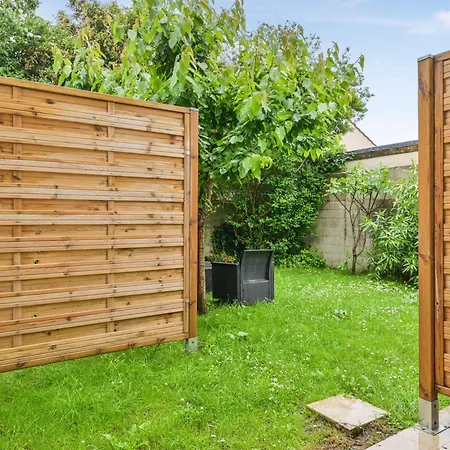 Le Jardin - 3 Piece - Parking - & Paris Apartment