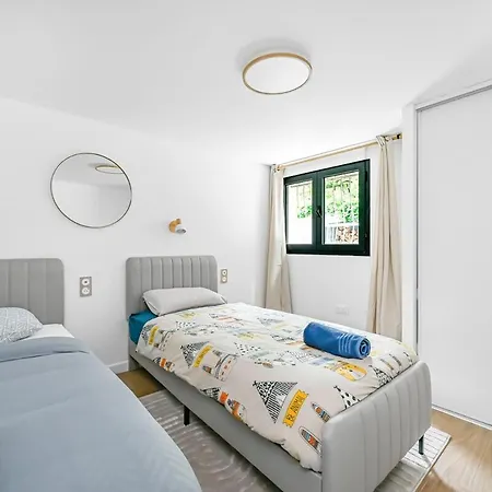 Le Jardin - 3 Piece - Parking - & Paris *