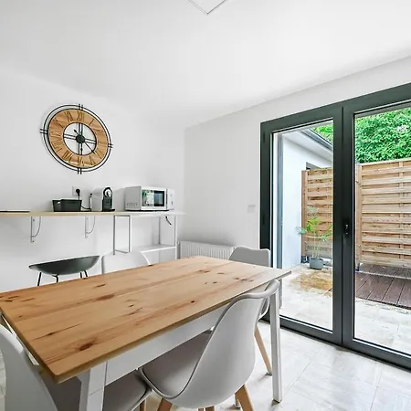 Apartment Le Jardin - 3 Piece - Parking - & Paris *